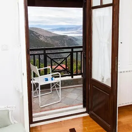 Apollon Stone In Delphi With Stunning View Casa de Férias *